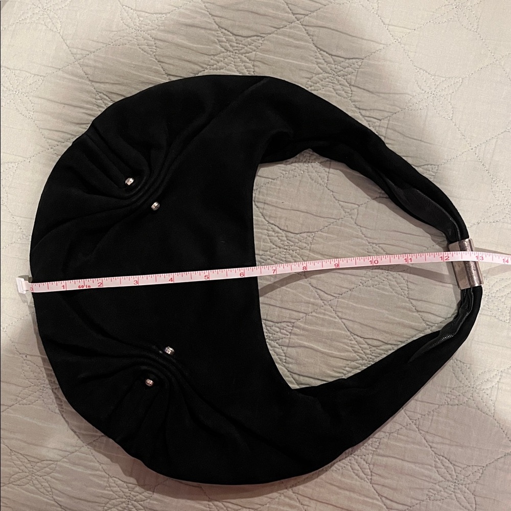 YVES SAINT LAURENT Mombasa hobo bag in black suede w/ Diamond studs & Ruching - Picture 12 of 16
